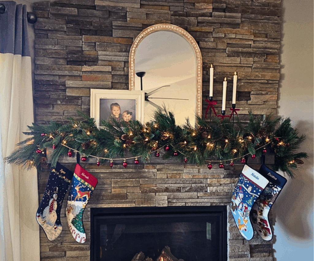Modern Farmhouse Christmas Mantel Decor – Homemade Hydrangea